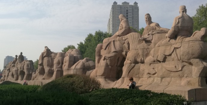 ����������Ҋ��һЩ���}����Щ��